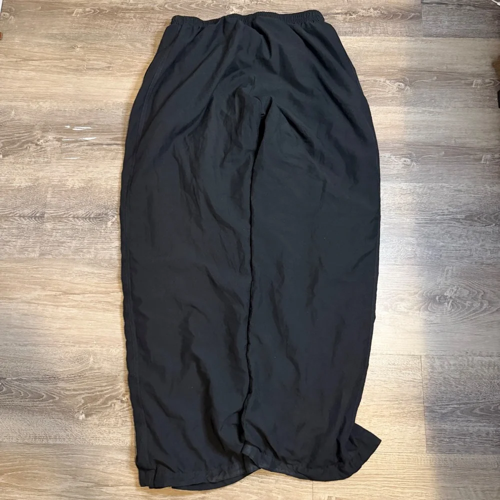 Nike Boys Black Nylon Track‎ Pants Jersey Lined Wide Leg Swoosh Youth L 12-14